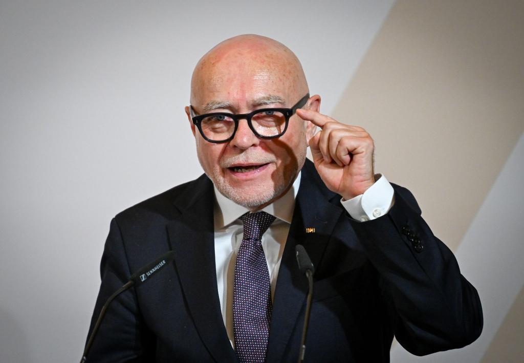 Der frühere Richter des Bundesverfassungsgerichts, Udo Di Fabio, ist derzeit noch zurückhaltend mit Blick auf ein mögliches AfD-Verbotsverfahren. (Archivfoto) - Foto: Soeren Stache/dpa