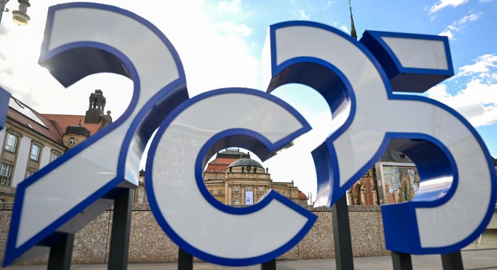 Was bewegte die Welt 2025? - Foto: Hendrik Schmidt/dpa