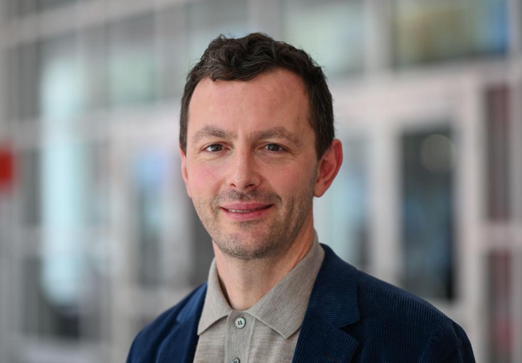 Der Verleger hat eine geheime Leidenschaft: Quizshows. (Archivbild) - Foto: Arne Dedert/dpa