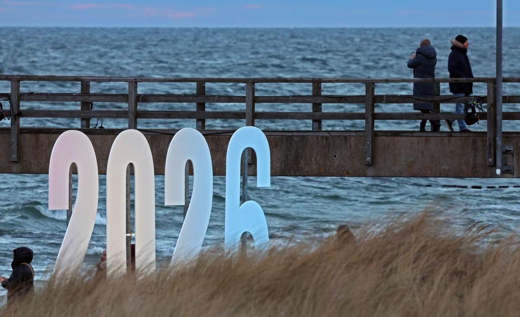 In vielen Ländern der Welt bereiten sich die Menschen auf den Jahreswechsel vor. - Foto: Bernd Wüstneck/dpa
