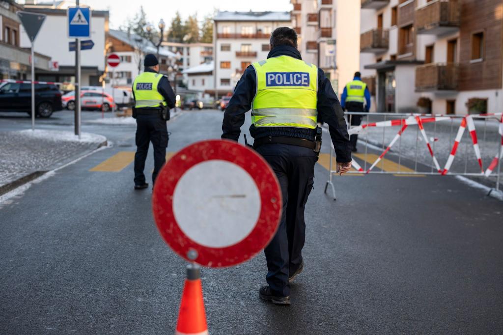 Viele Tote gibt es bei einem Brand in einer Bar in Crans-Montana. - Foto: Alessandro Della Valle/KEYSTONE/dpa