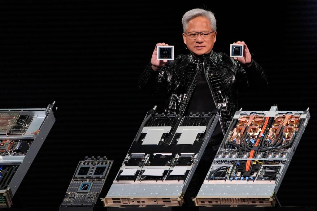 Jensen Huang, Chef von Nvidia: Der Chiphersteller profitiert vom Boom um KI. (Archivbild) - Foto: John Locher/AP/dpa