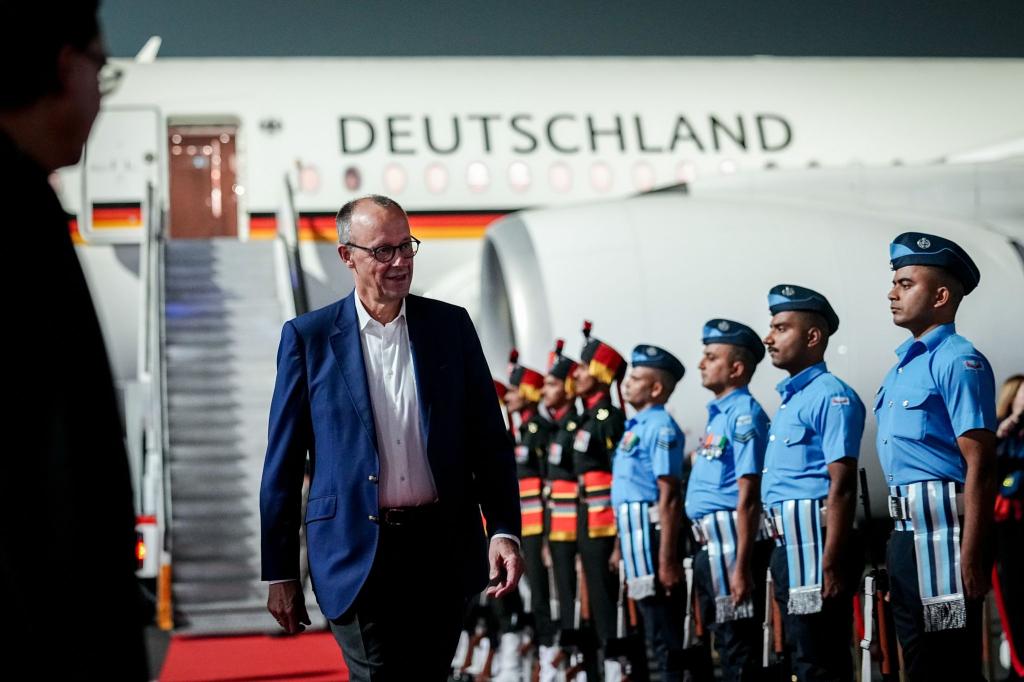 Dass Modi den Kanzler in seiner Heimatregion empfängt, wird als Zeichen besonderer Wertschätzung gesehen. - Foto: Kay Nietfeld/dpa