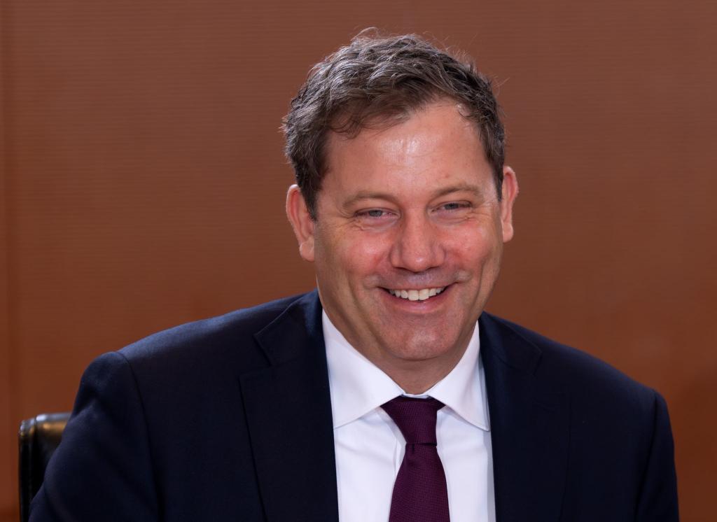 Klingbeil: Brauchen mehr europäischen Patriotismus - Foto: Soeren Stache/dpa