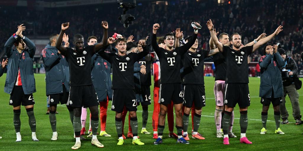 Bayern München bejubelt die erfolgreichste Bundesliga-Hinrunde jemals. - Foto: Federico Gambarini/dpa