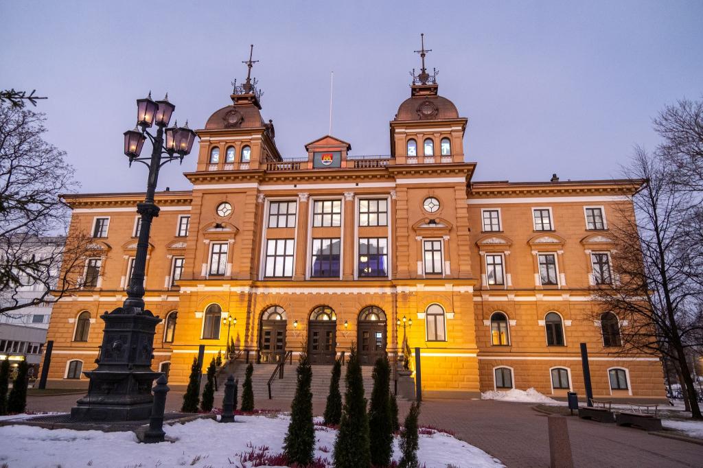 Die nordfinnische Stadt Oulu feiert den Beginn des Jahres als Kulturhauptstadt. - Foto: Topi Paananen/Oulu2026/dpa