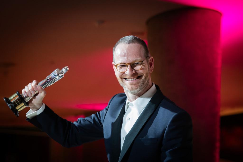 Joachim Trier räumte mit seinem Werk beim Europäischen Filmpreis ab. - Foto: Christoph Soeder/dpa