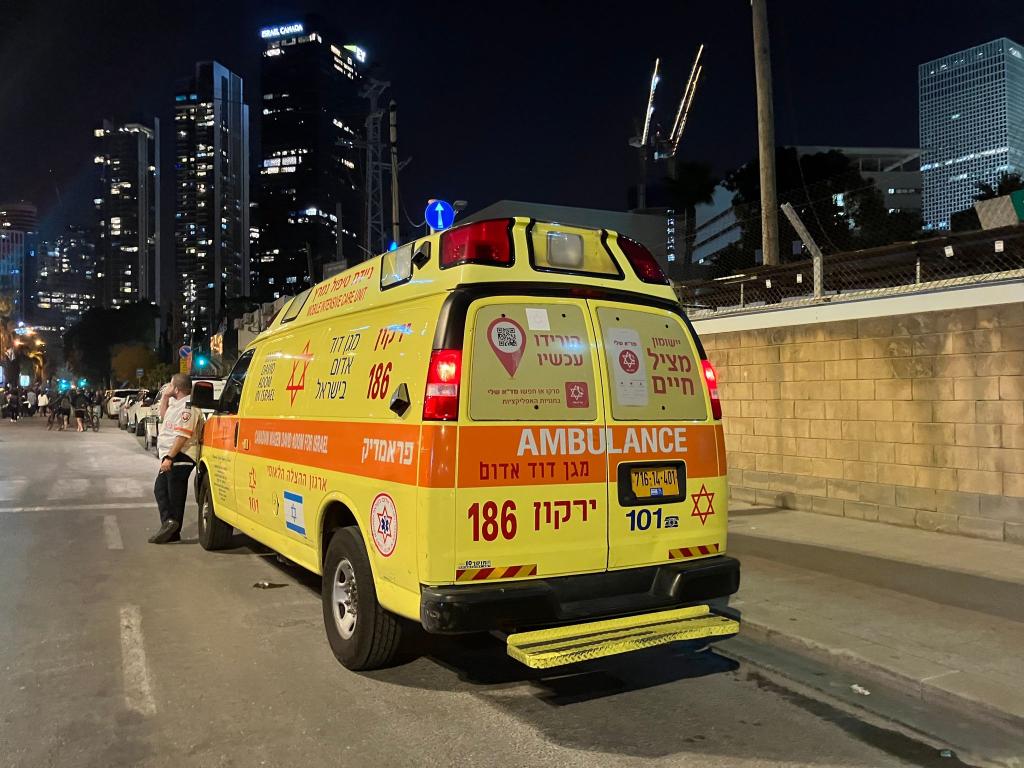In Israel sind mehr als 50 Kinder laut einem Rettungsdienst nach einem bislang ungeklärtem Vorfall in Krankenhäuser gebracht worden. (Symbolbild) - Foto: Cindy Riechau/dpa