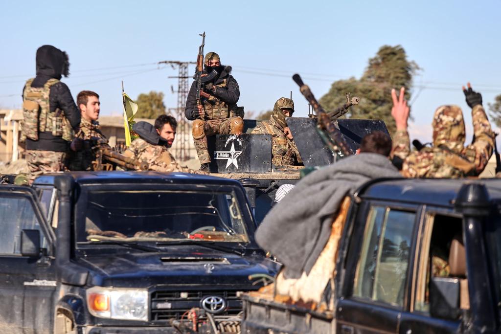 Syrische Regierungstruppen setzen Kurdenmilizen unter Druck und übernehmen immer mehr Gebiete von ihnen. - Foto: Baderkhan Ahmad/AP/dpa