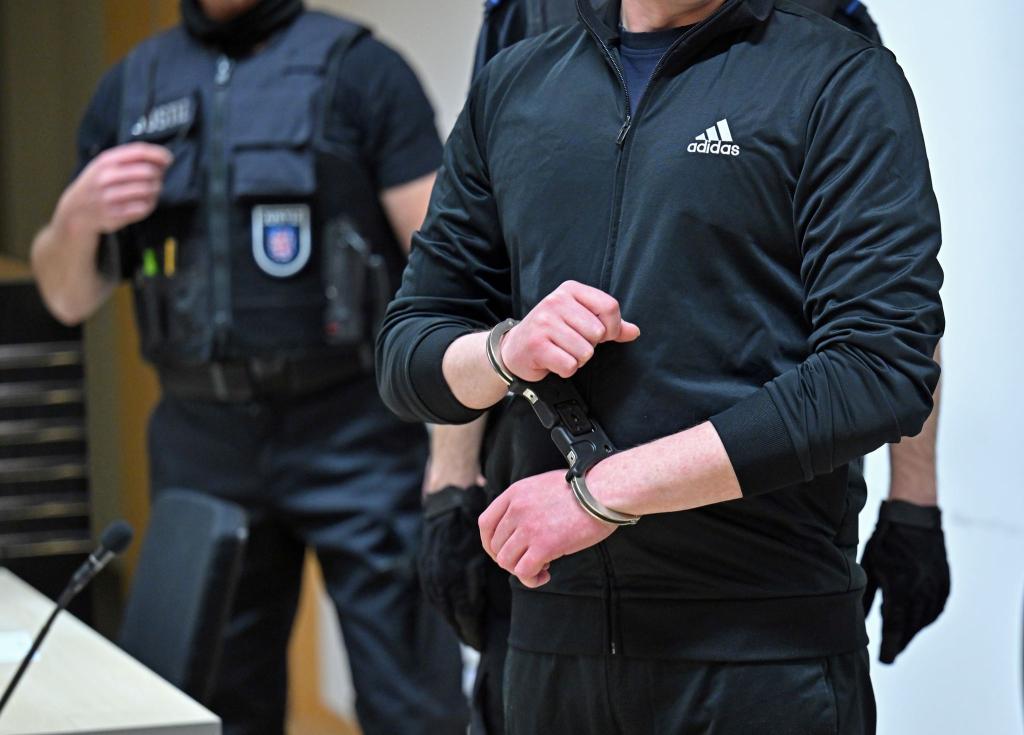 In Jena stehen derzeit drei weitere mutmaßliche Anhänger der Gruppe vor Gericht. (Archivbild) - Foto: Martin Schutt/dpa