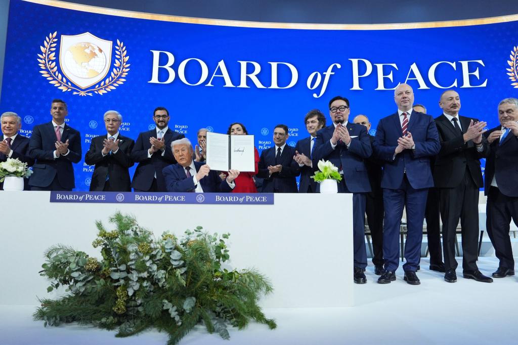 Der umstrittene «Friedensrat» von US-Präsident Donald Trump ist gegründet. - Foto: Evan Vucci/AP/dpa