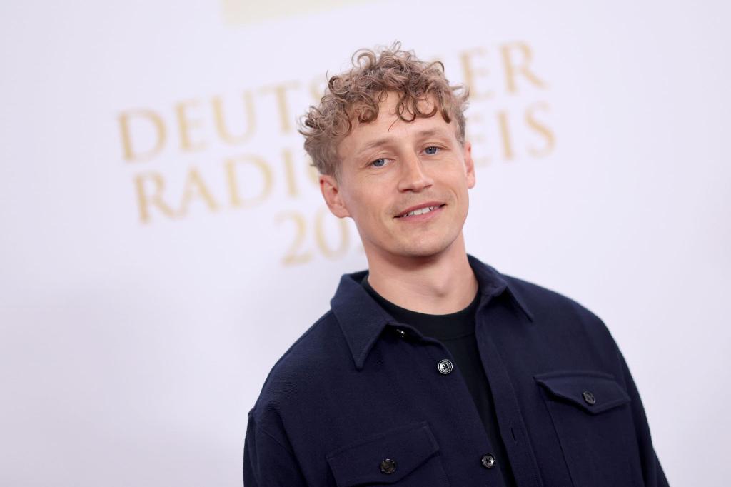 Tim Bendzko singt über den Mut, sich zu verändern. (Archivbild) - Foto: Christian Charisius/dpa