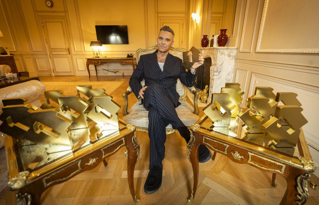 Niemand hat mehr Nummer-Eins-Plätze in den britischen Charts erreicht als Williams. - Foto: Official Charts Company/PA Media/dpa