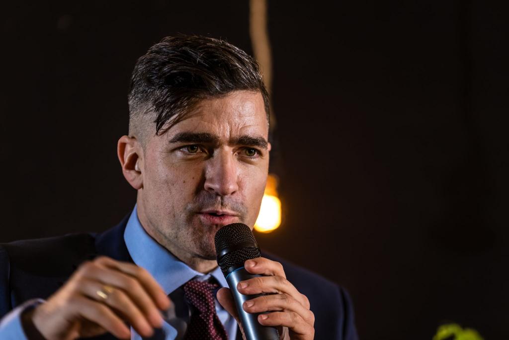 Der Rechtsextremist Martin Sellner wurde im Thüringer Landtag von Vertretern der AfD empfangen. (Archivbild) - Foto: Frank Hammerschmidt/dpa