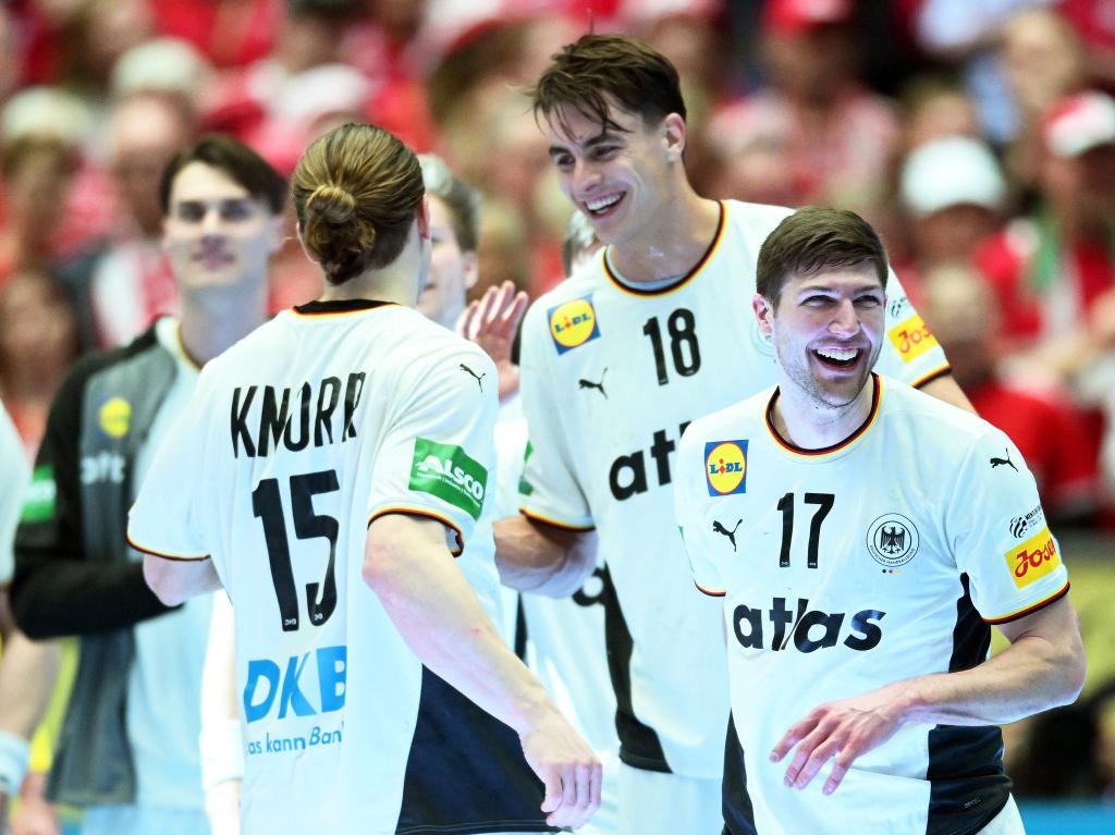 Deutschlands Handballer spielen um ihre erste EM-Medaille seit dem Titel 2016. - Foto: Sina Schuldt/dpa