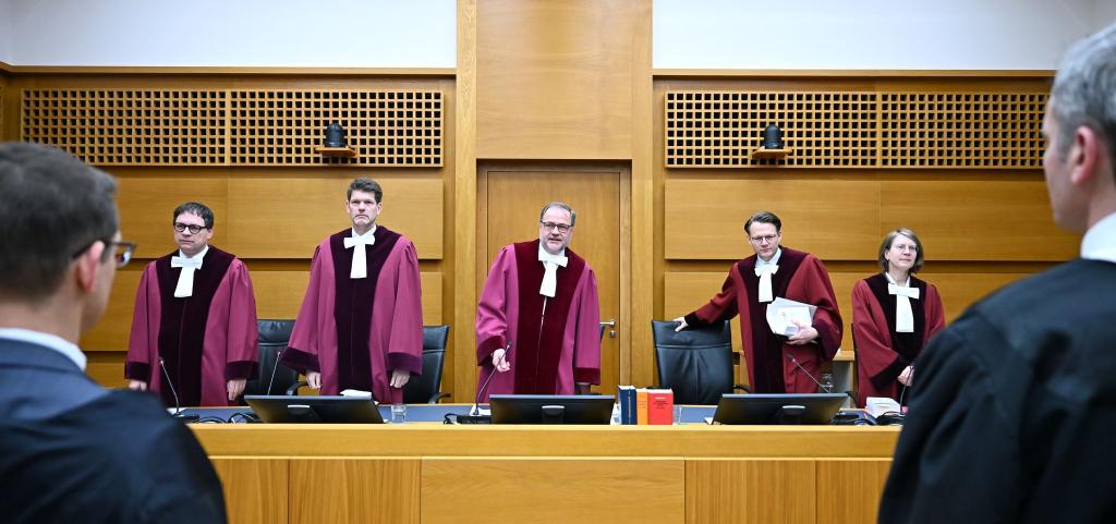 Die Deutsche Umwelthilfe hat die Klimaklage eingereicht. - Foto: Jennifer Brückner/dpa