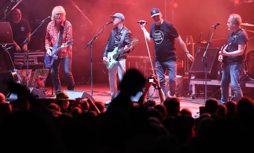 Fury in The Slaughterhouse aus Hannover kündigt eines Album und Konzert in der niedersächsischen Heimat an. (Archivbild) - Foto: Bernd Wüstneck/dpa